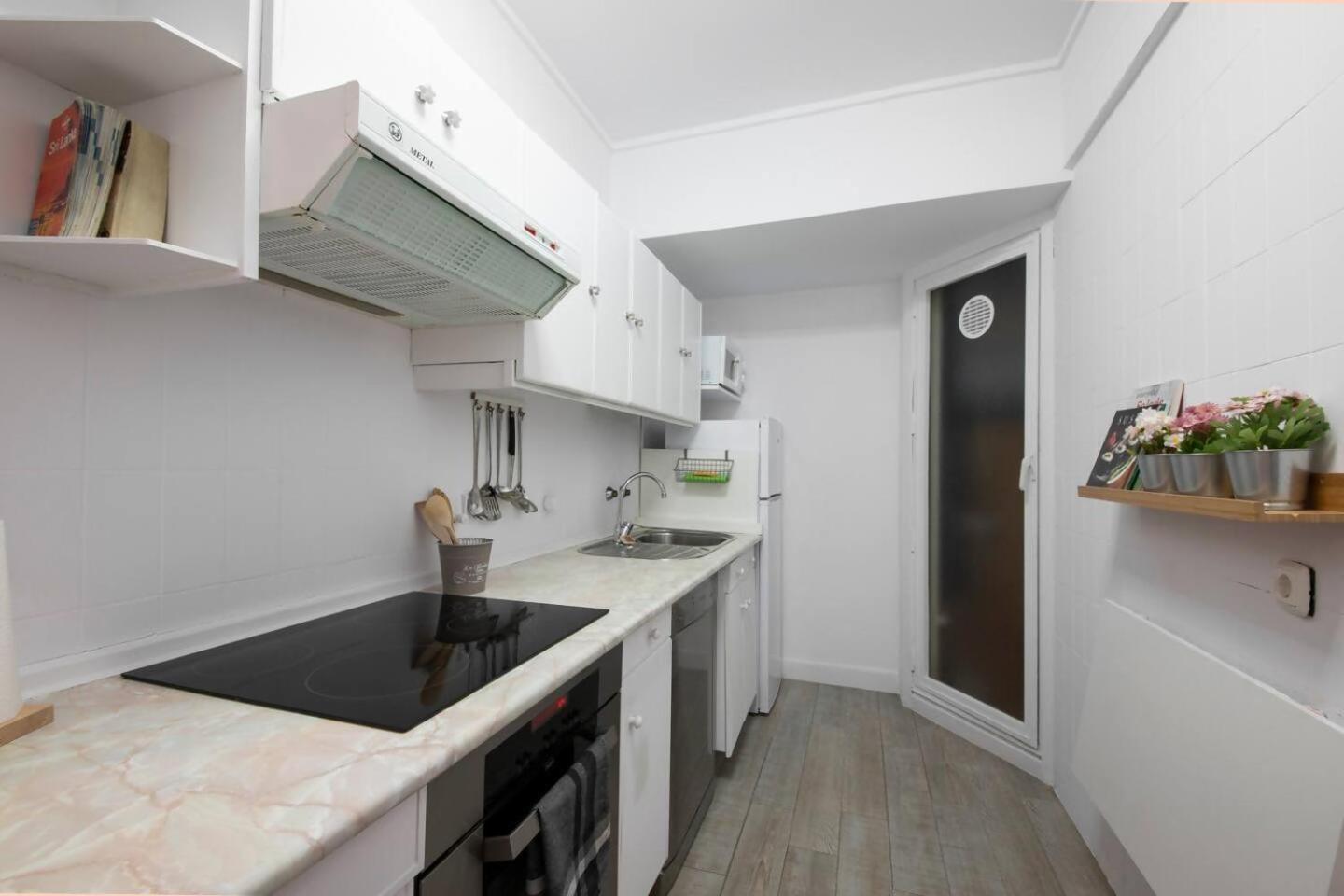 Apartamento Agradable Con Parking En Gros San Sebastian Exterior photo